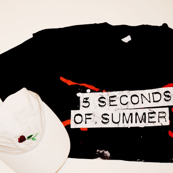 🍂 | 5SOS 'ROWYSO Tour' Tee - Picture 1 of 4
